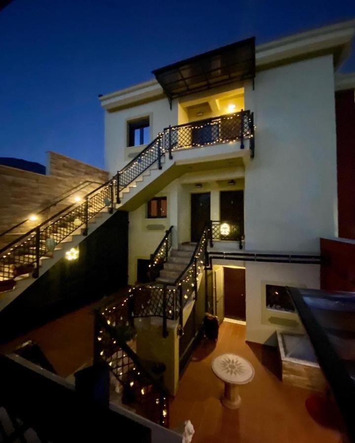 Dominique Meteora House Apartment Kalambaka Bagian luar foto